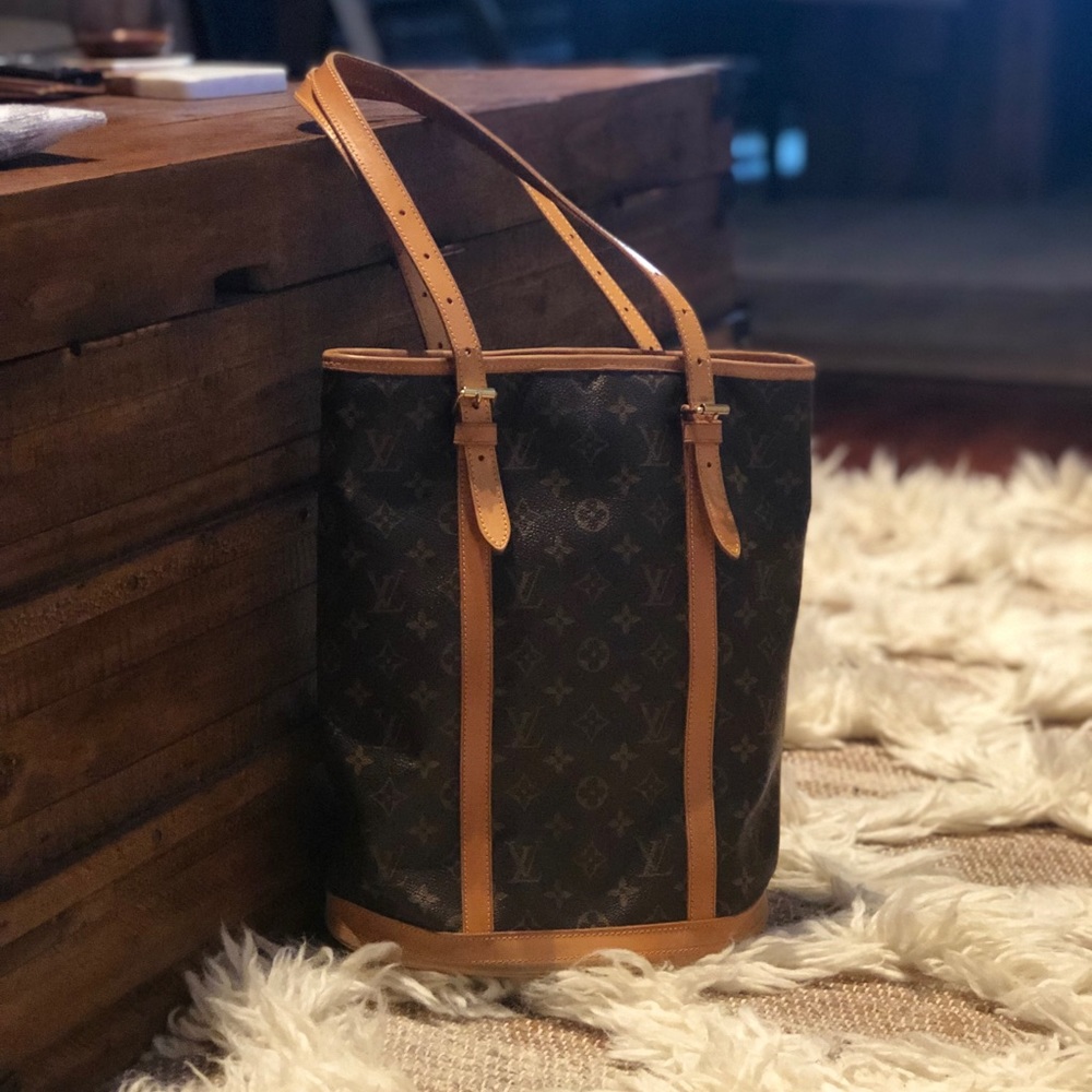 Authentic Louis Vuitton Monogram Bucket GM bag